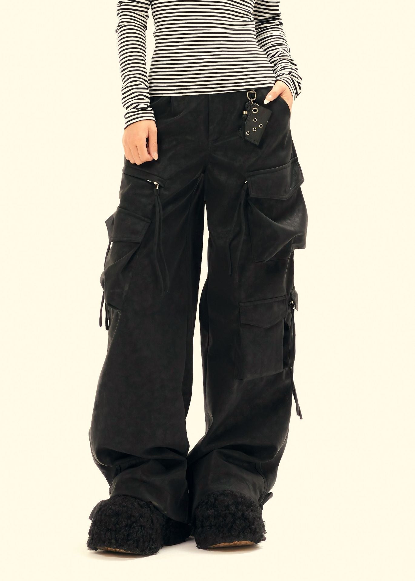 Wide-Leg PU Leather Cargo Pants | Multi-Pocket Streetwear