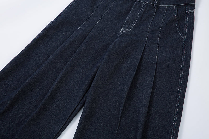Sculpted Pleated Balloon-Leg Denim Jeans | Deep Indigo