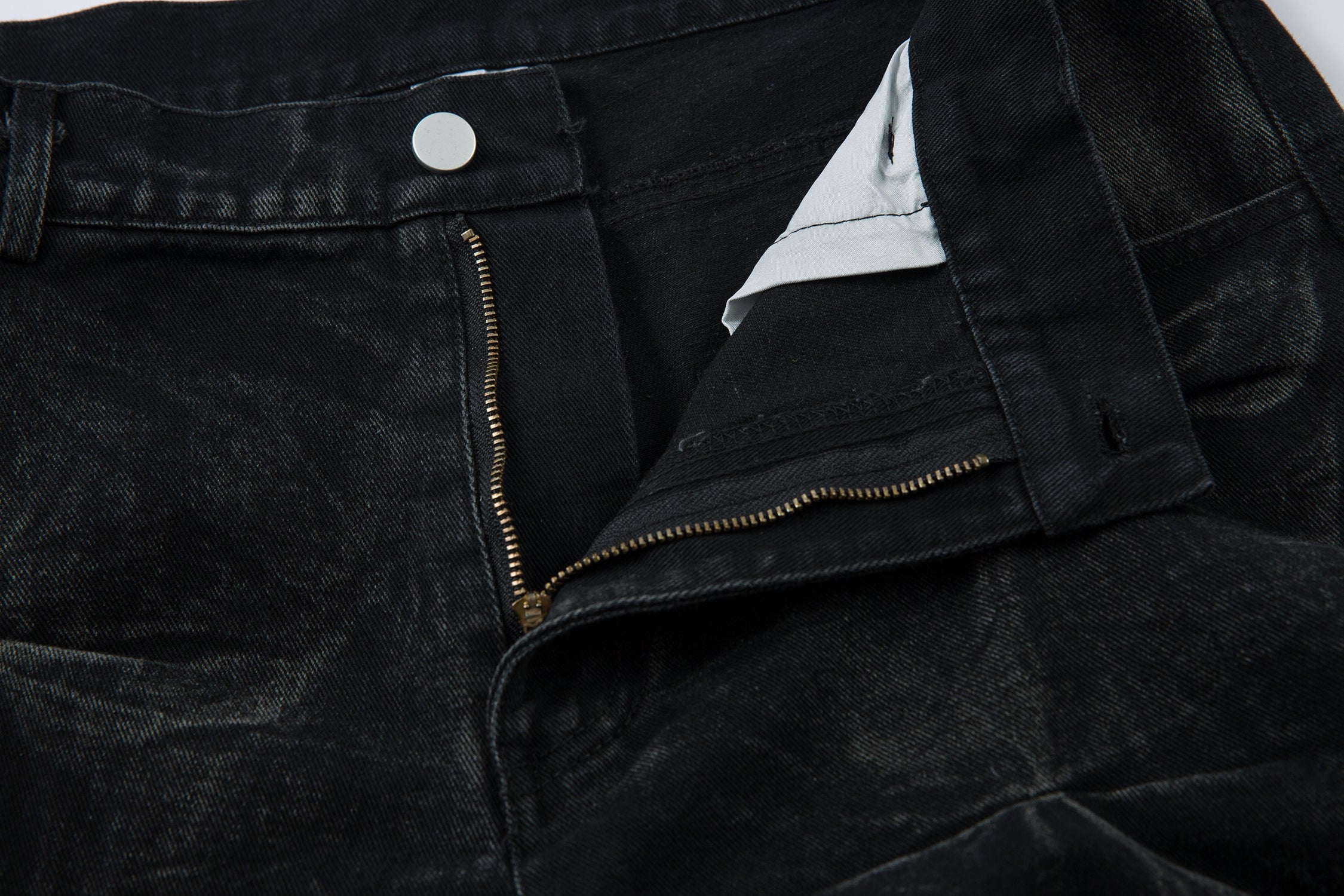 Omirad 3D Pleated Wide-Leg Jeans | Washed Black Denim