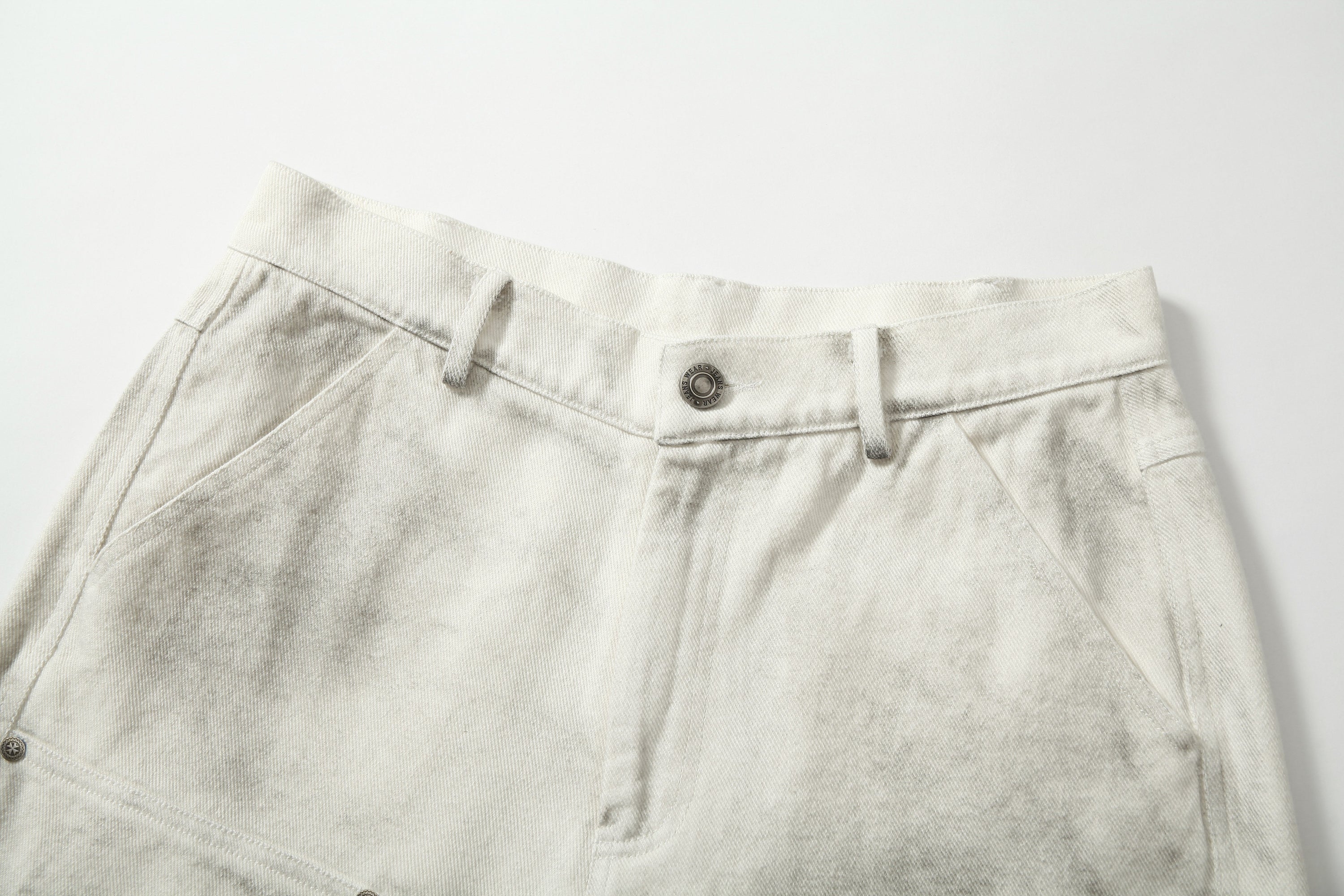 Washed Utility Cargo Jeans | Straight-Leg Cotton Denim