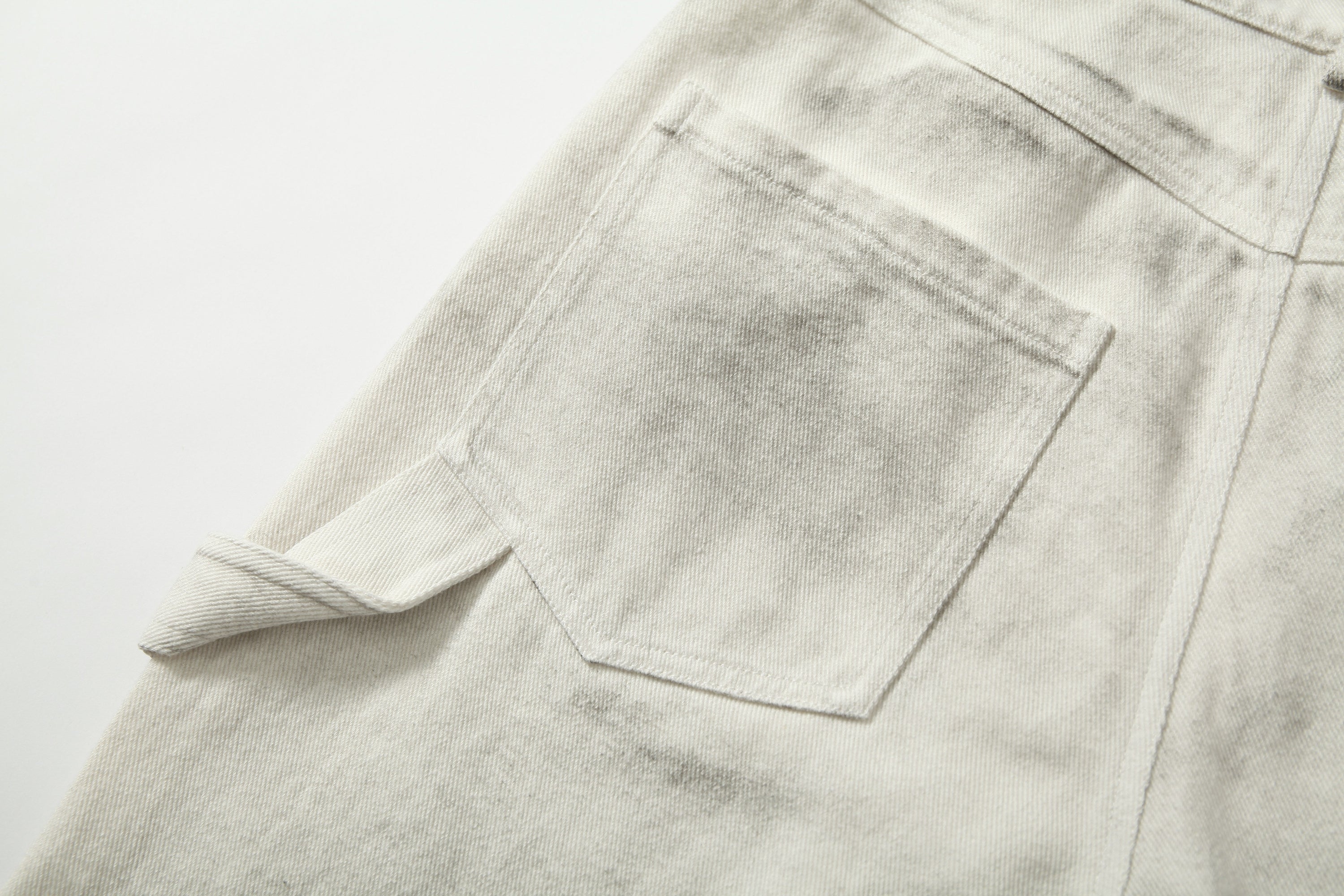 Washed Utility Cargo Jeans | Straight-Leg Cotton Denim