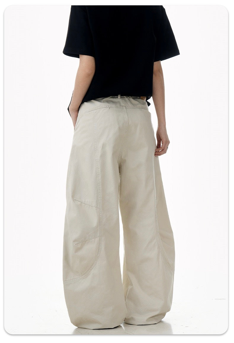 Sculpted Barrel-Leg Cargo Pants | Wide Silhouette Cotton