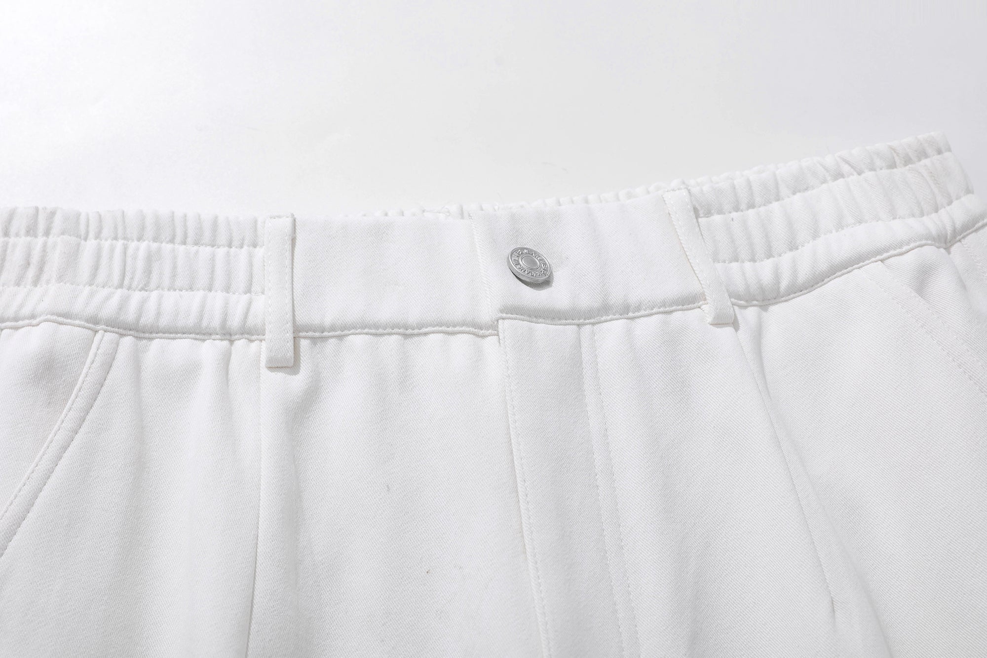 Minimal Panel Wide-Leg Cotton Pants | Structured Street Fit