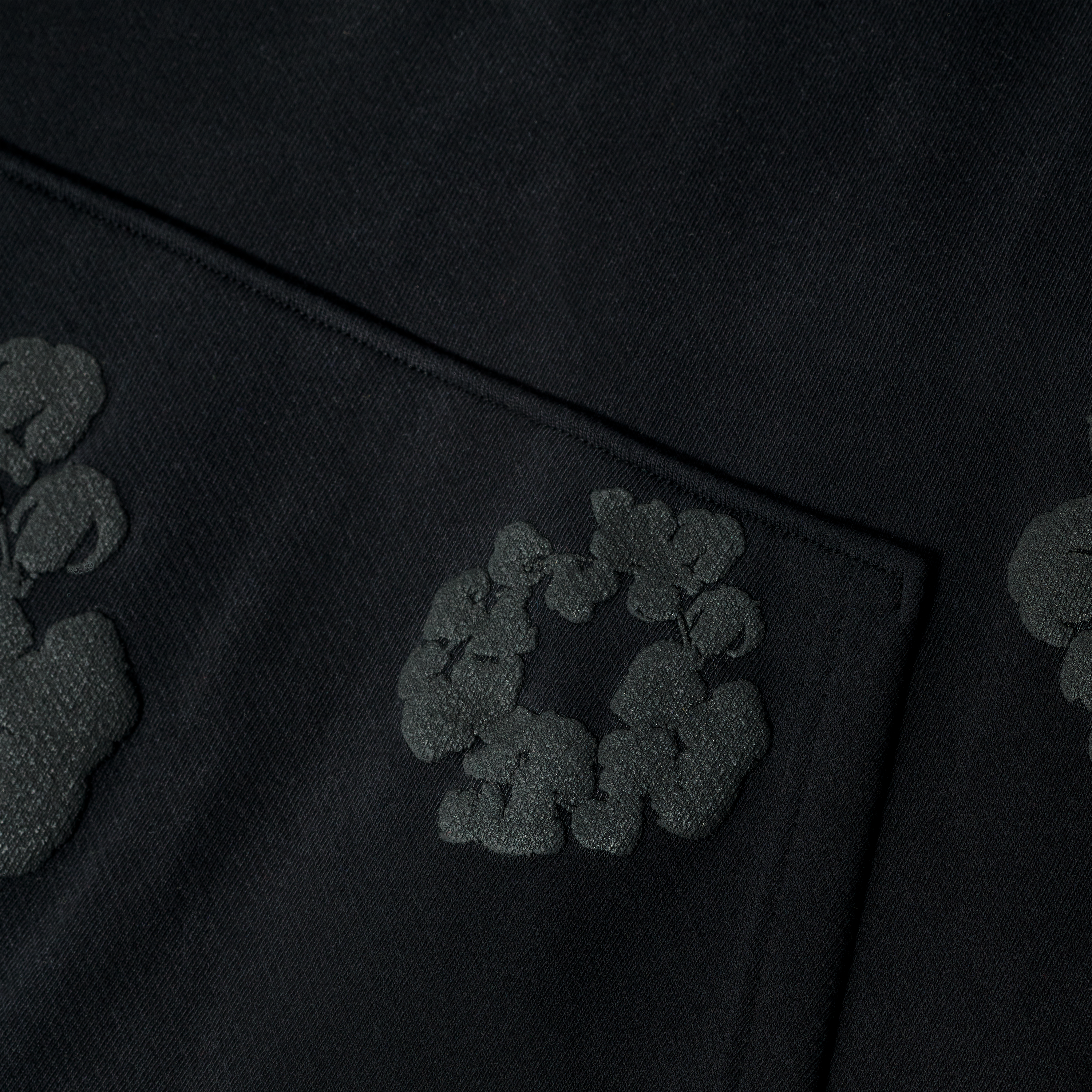 Black Monochrome “Cotton Wreath” Denim Tears Hoodie – Minimal