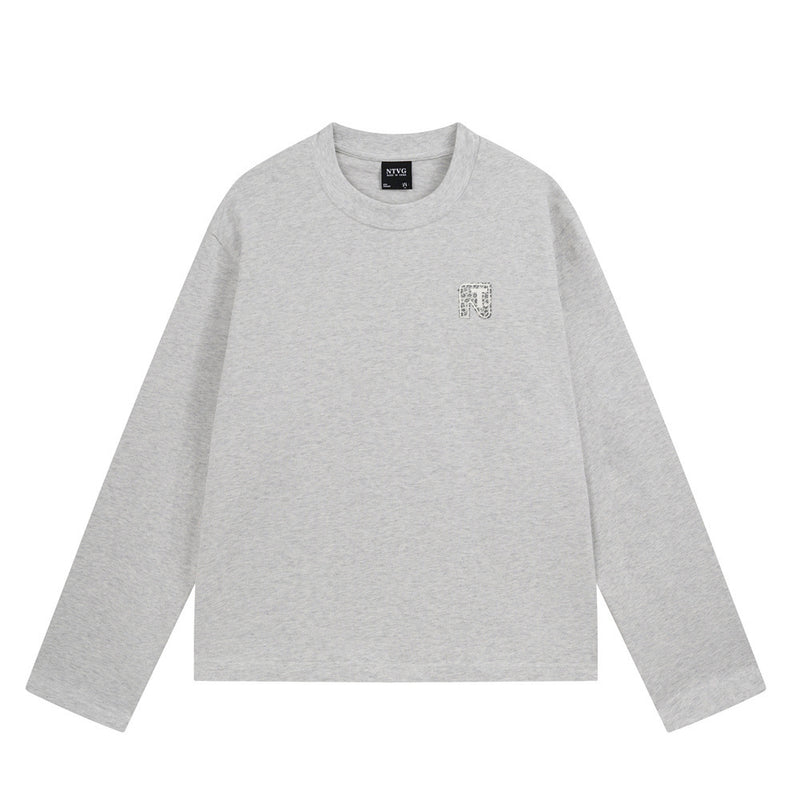 NTVG men's relaxed fit long sleeve crew neck tee with logo patch in heather light grey and black