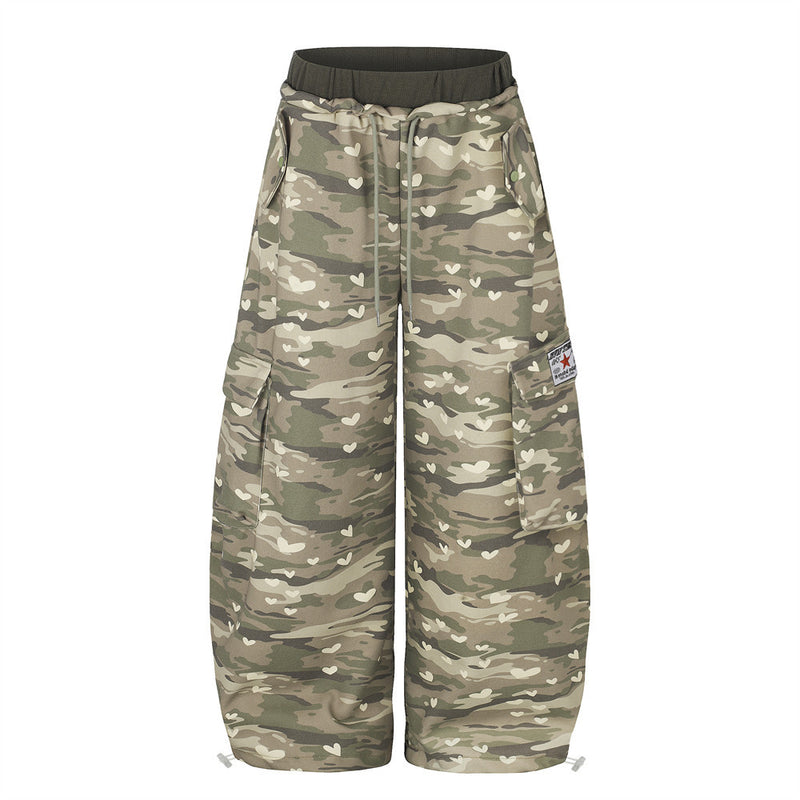 Men's Camouflage Cargo Pants – Wide-Leg Heart Print Camo Baggy Trousers