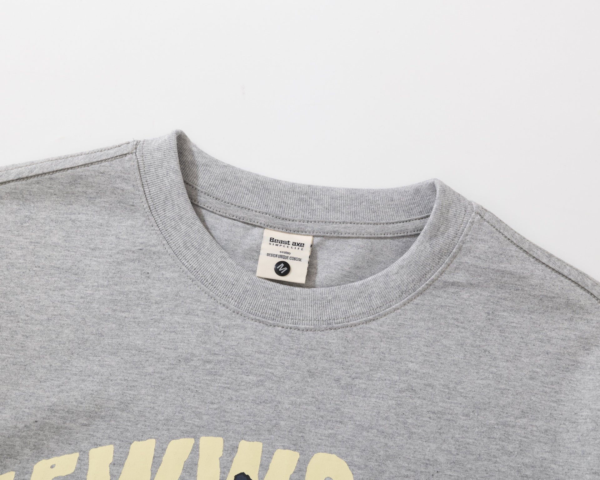 ニューワールド レトロ グラフィック長袖Tシャツ フェイクレイヤード ストライプスリーブ