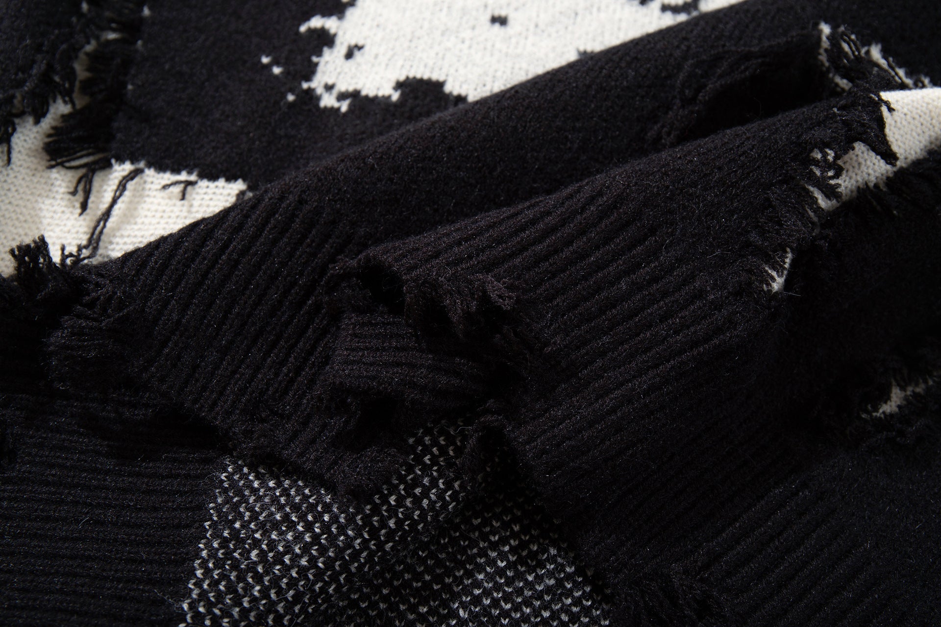 Men's Skull Jacquard Distressed Knit Sweater – Oversized Crewneck