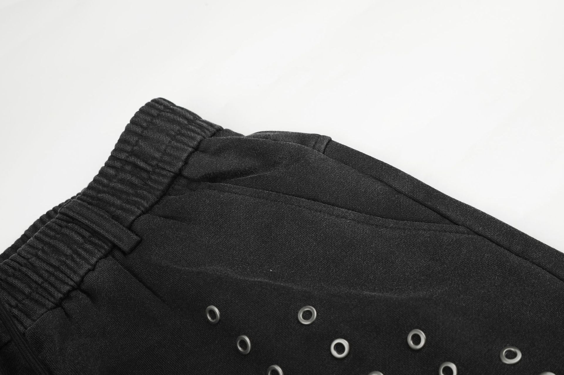 Pantalon de survêtement wide leg – Jogger droit noir délavé à œillets métalliques