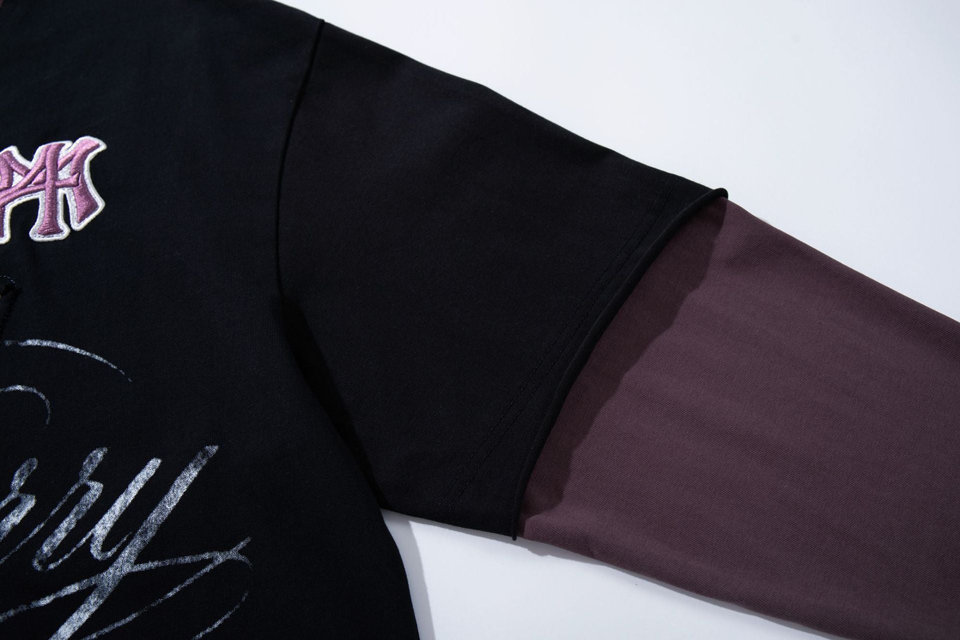 T-shirt oversize color block à motif, manches longues – Haut streetwear à effet deux pièces