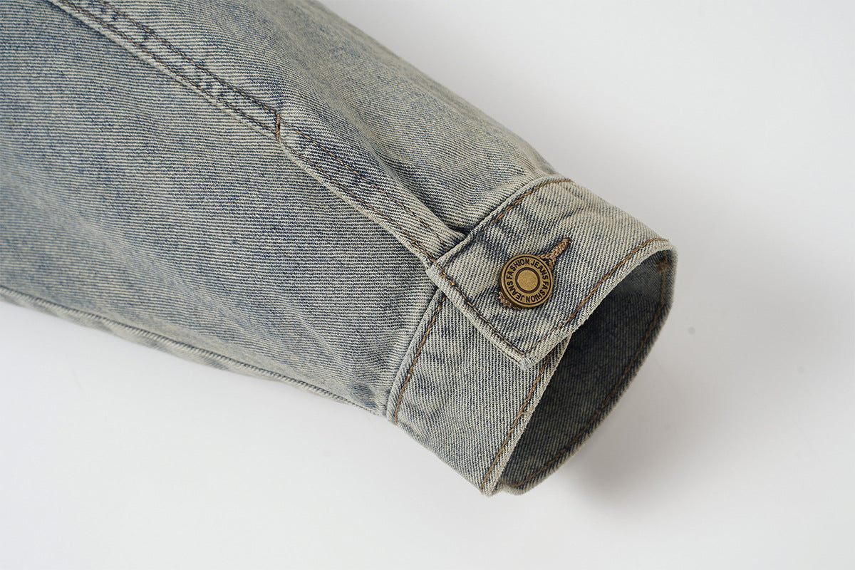 Veste en denim délavé et usé à lettrage Old English – Coupe workwear droite