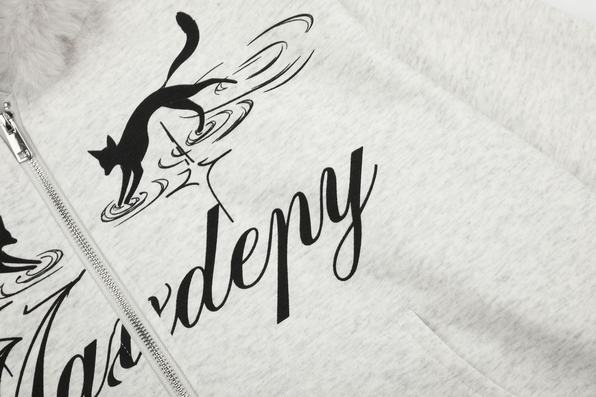 Sweat à capuche zippé à motif chat avec bordure en fausse fourrure