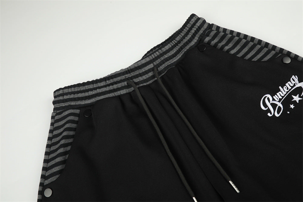 Wide-Leg Cargo Sweatpants with Striped Contrast Waistband – Men's Relaxed Fit