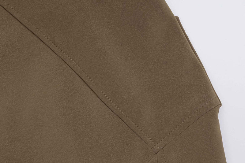 Jacke im Military-Stil mit Stehkragen und zweireihigem Knopfdetail
