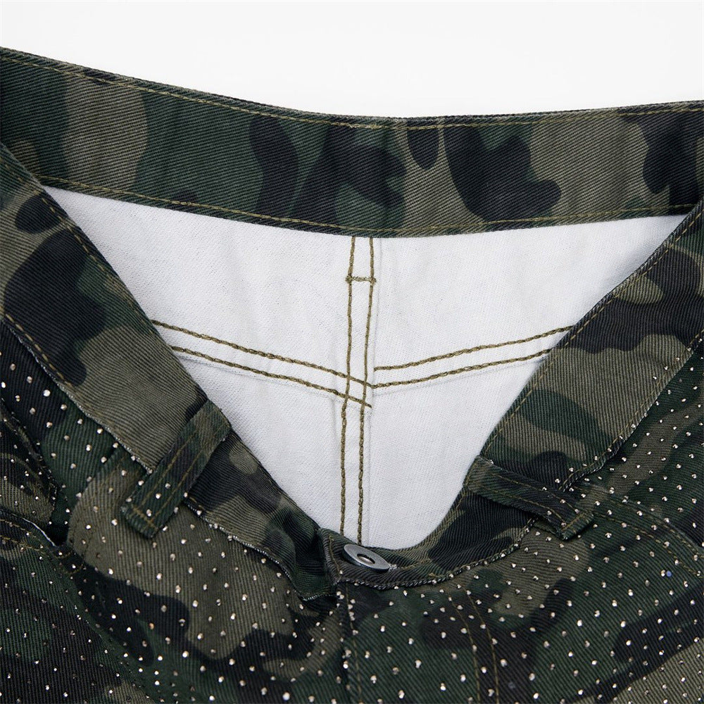 Camo-Hose mit weitem Bein und durchgehendem Strassdetail