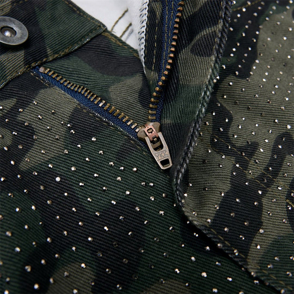 Camo-Hose mit weitem Bein und durchgehendem Strassdetail