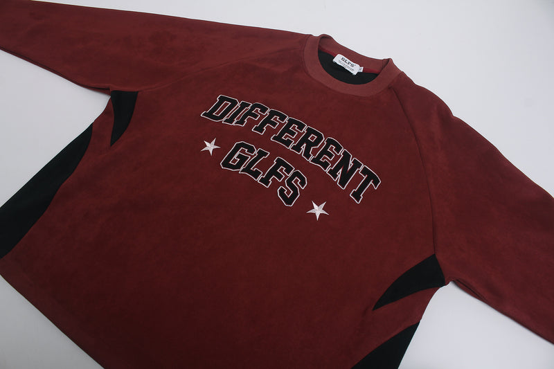 Langarmshirt mit Veloursleder-Textur – Collegiate-Arch-Aufdruck DIFFERENT GLFS