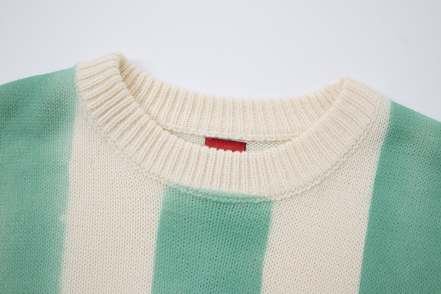 Pull en maille rayé et délavé – Col rond oversize, streetwear vintage américain