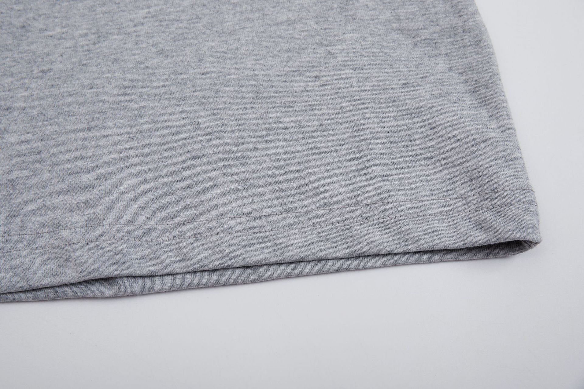 Kastiges Oversized-Langarmshirt mit Streifenärmeln & Hello-Patch