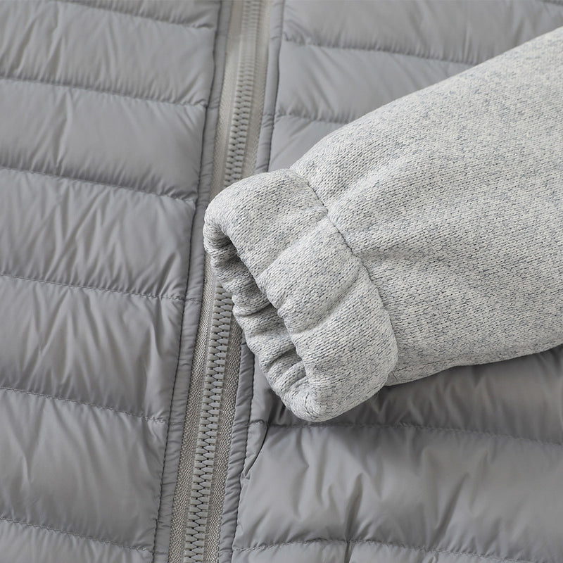 Graue Herren-Hybridjacke mit Kapuze, Reißverschluss und Steppoptik – Strickärmel