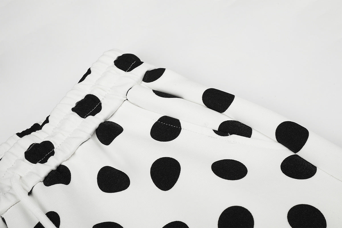 Wide-Leg-Jogginghose mit Polka-Dots – Weiß-Schwarzer Punktprint mit Kordelzugbund