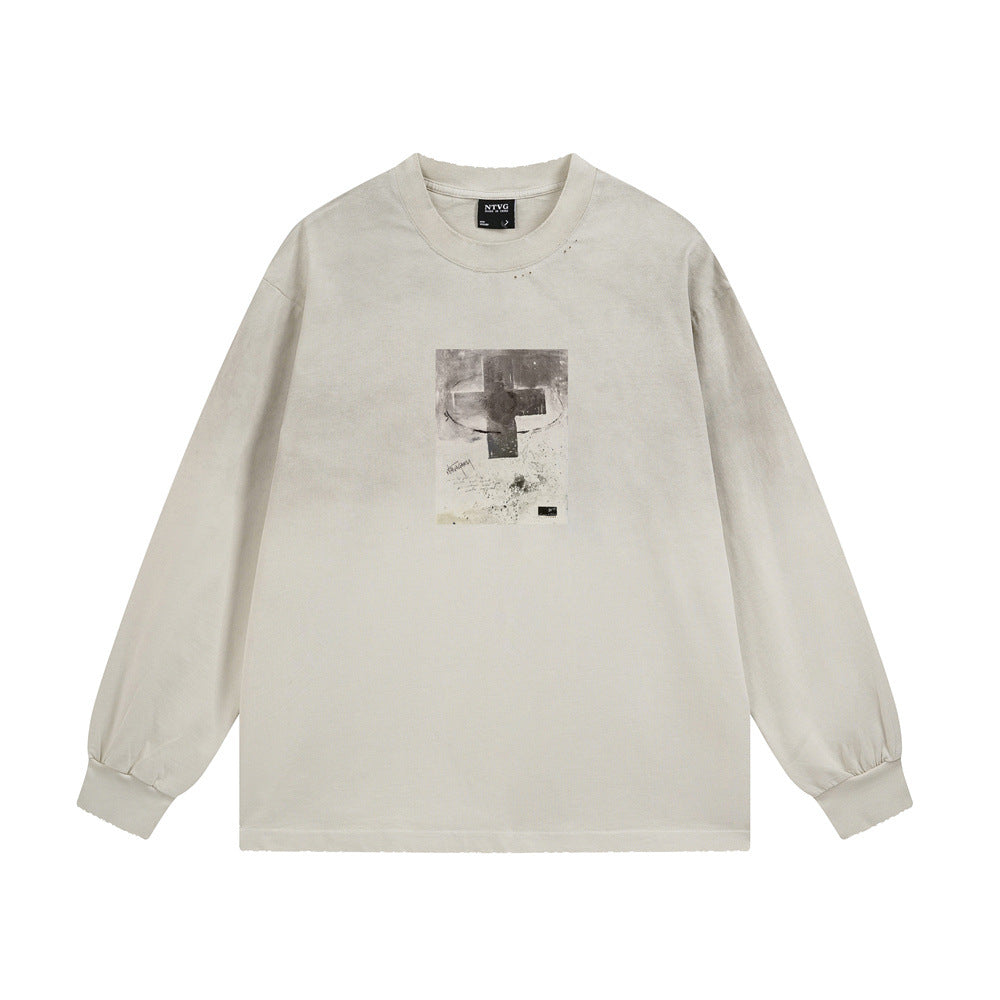 Langarmshirt mit Kreuz-Print und Acid-Wash – Vintage-Distressing mit offenem Saum