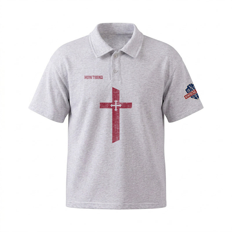 Polo homme à manches courtes avec grand motif croix effet usé imprimé sur la poitrine, disponible en gris chiné et noir