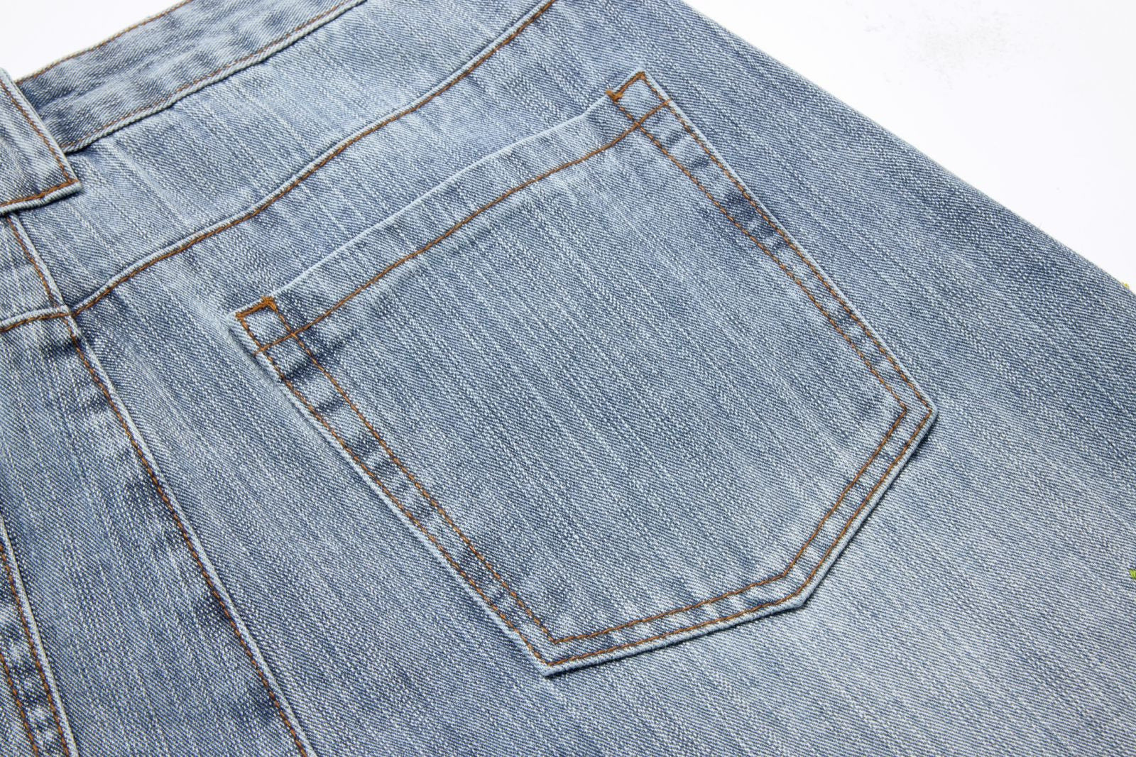 Floral Embroidered Wide-Leg Jeans – Men's Barrel Fit Washed Denim