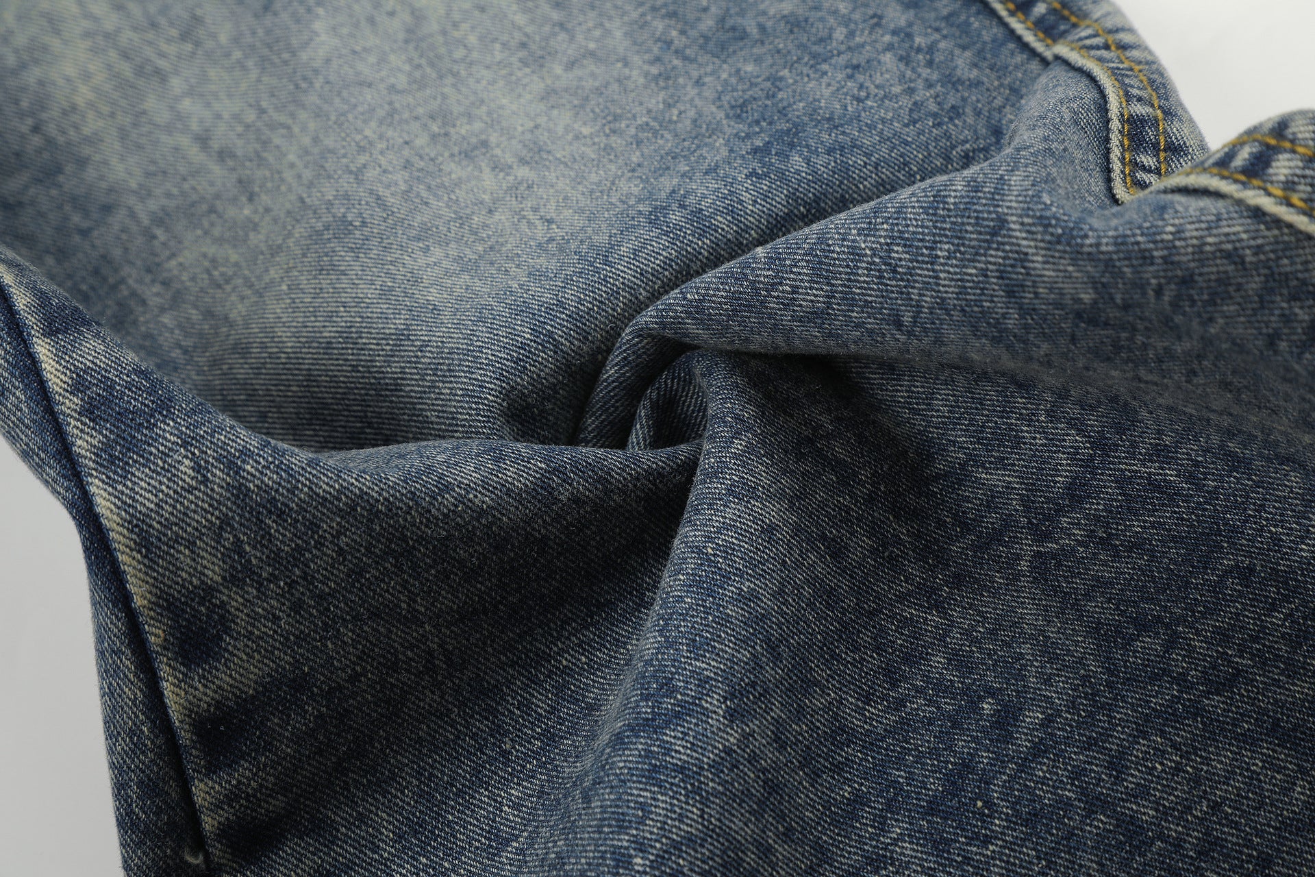 Jean baggy à jambes larges avec poches arrière graphiques – Coupe tonneau oversize