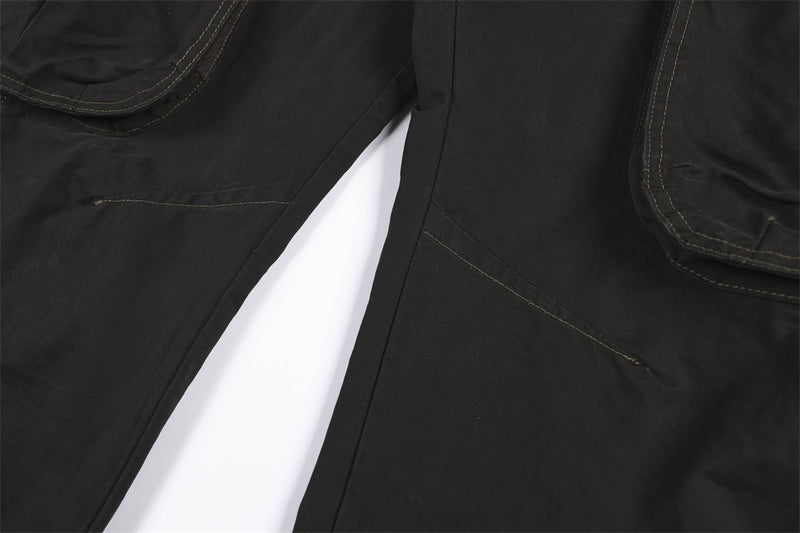 Wide-Leg Cargo Pants with Union Jack Patch and Multi-Pocket Design