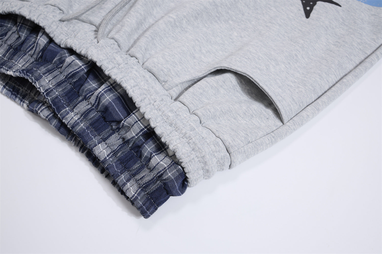 Wide-Leg Sweatpants with Plaid Waistband & Star Print – Trouvaille Graphic