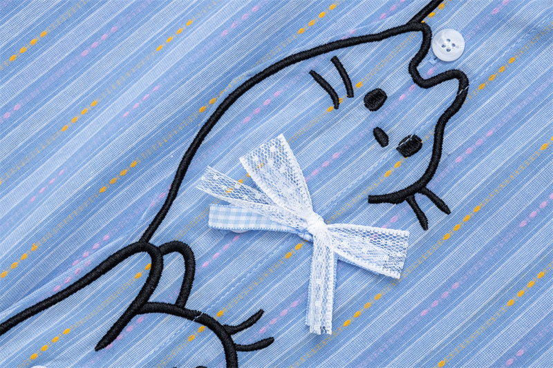 Camisa oversize de rayas con bordado de gato cartoon y detalles de lazos