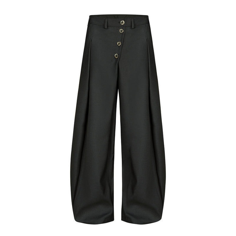 Wide-Leg Pleated Trousers – Diagonal Button Fly, Relaxed Silhouette