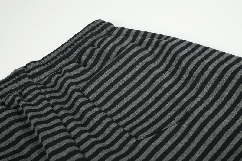 Wide-Leg Cargo Sweatpants with Striped Waistband – Relaxed Fit Parachute Pants