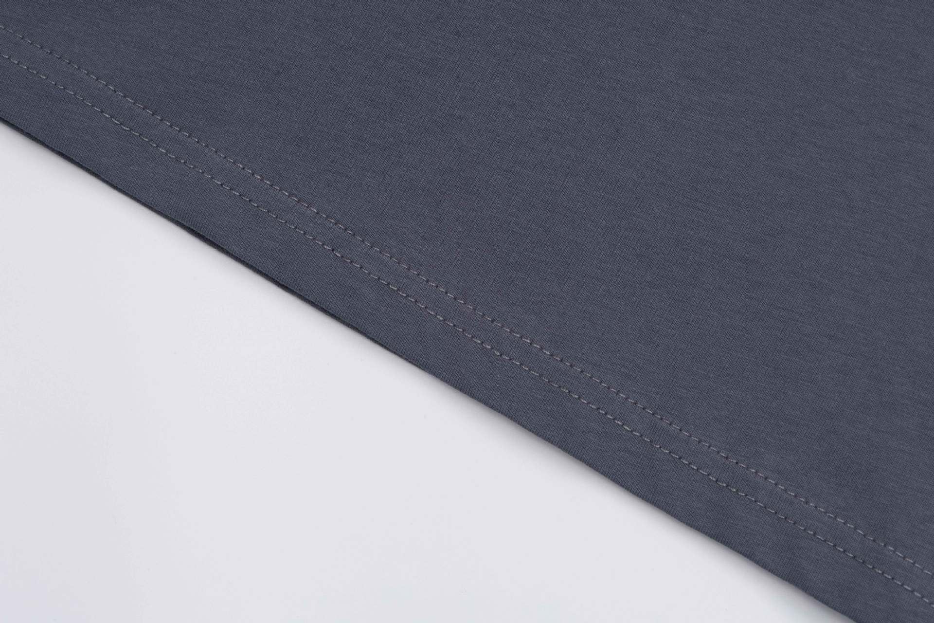 T-shirt Henley homme à manches longues avec détails à œillets – Coupe slim, style américain rétro