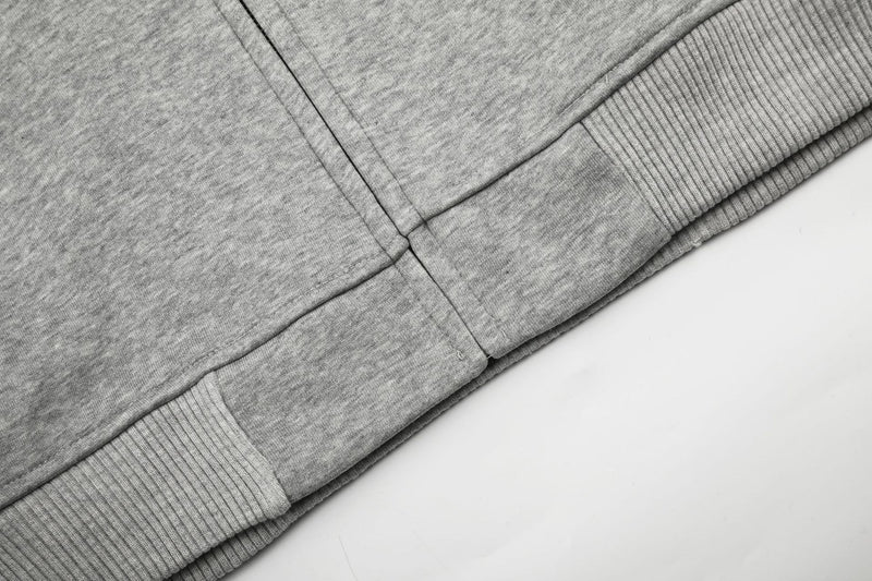 Hoodie zippé avec bordure de capuche en fausse fourrure et imprimé microphone – Gris chiné