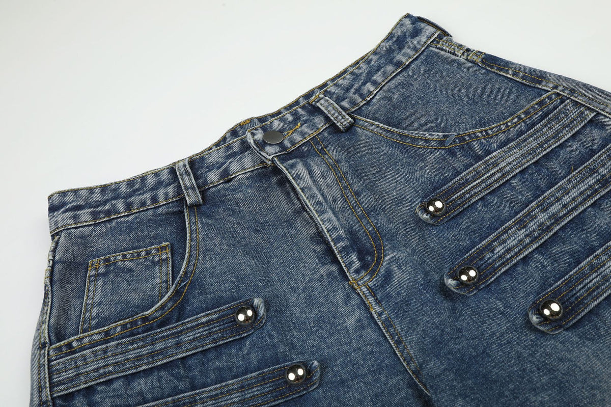 Wide-Leg Baggy Jeans – Light Blue Washed Denim with Metal Stud & Pintuck Detail