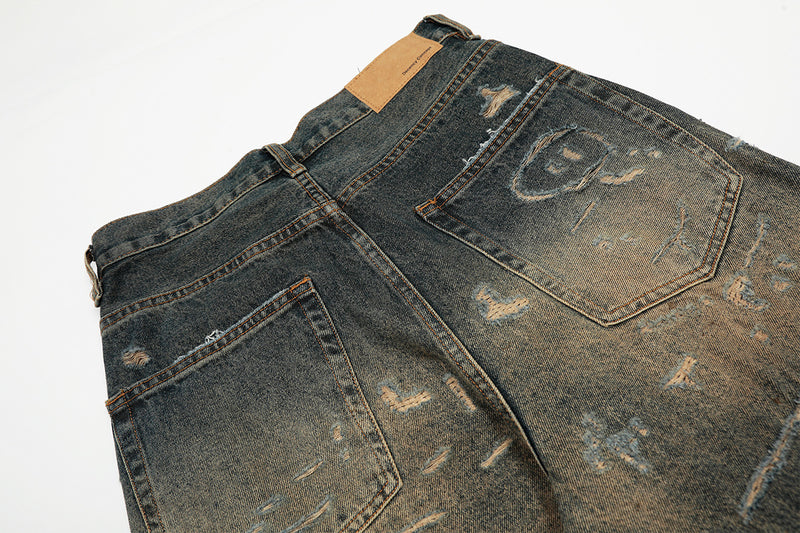 Distressed Straight-Leg-Jeans – Vintage-Washed-Ripped-Denim mit Dirty-Dye