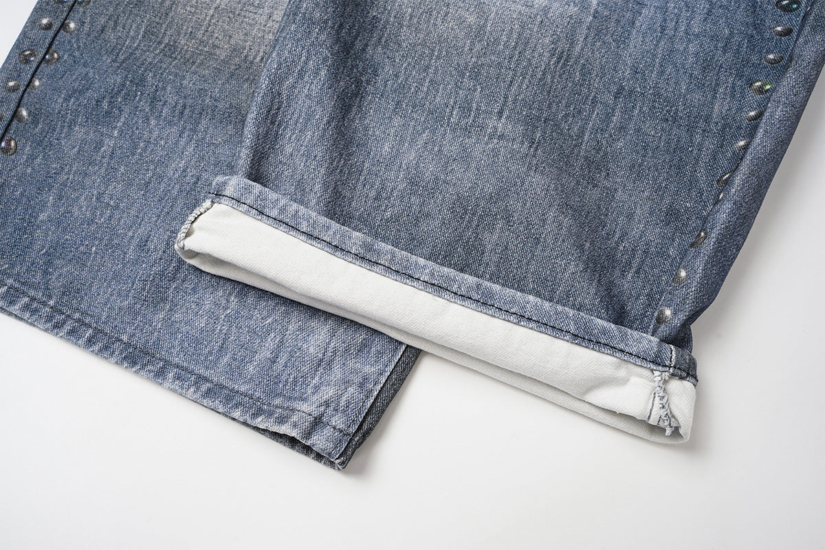 Baggy Wide-Leg-Jeans – Camouflage-Patchwork, Distressed-Denim, Nähte mit Nieten & Gürtel