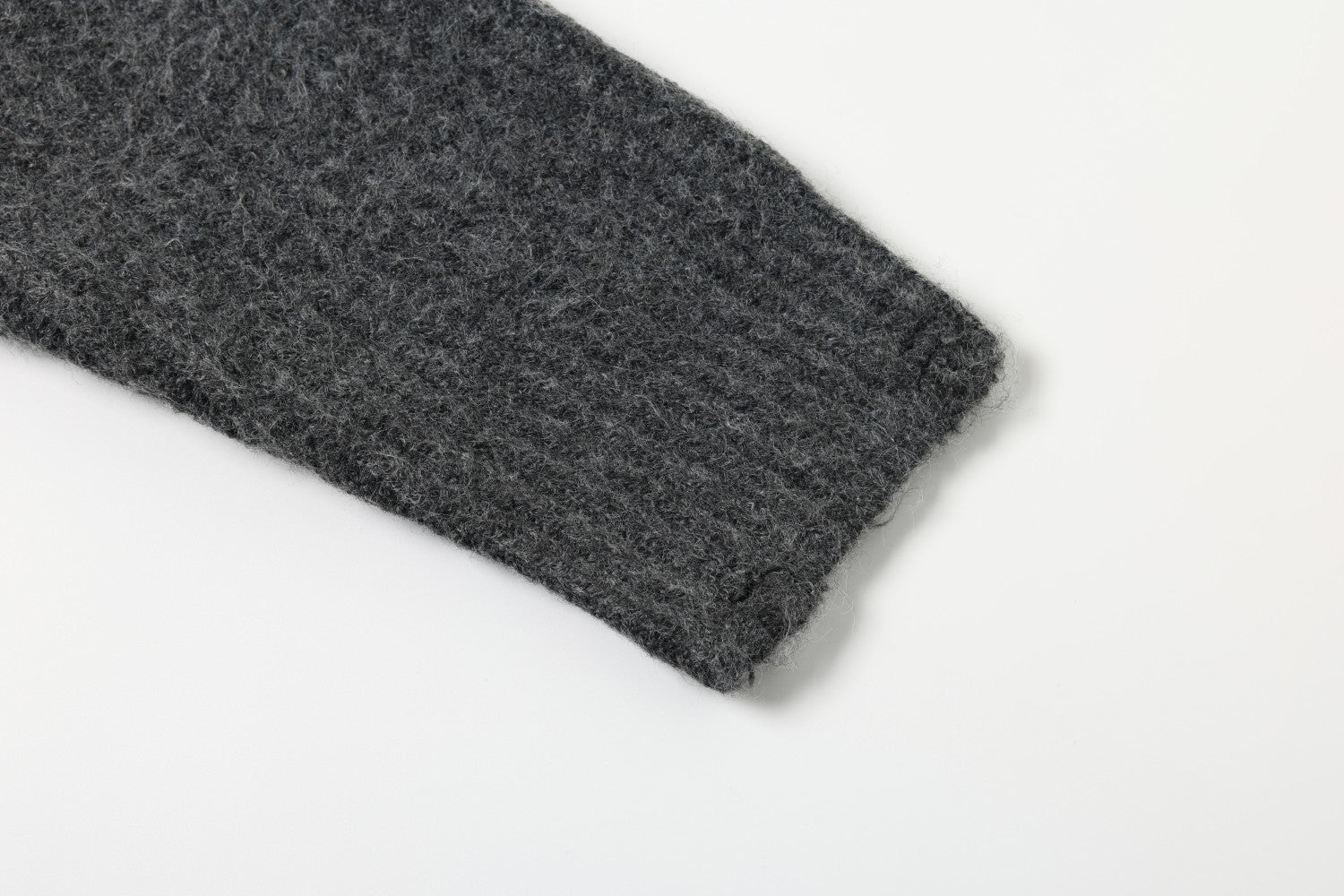 Strick-Cardigan mit Racing-Patches, Reißverschluss und Stehkragen