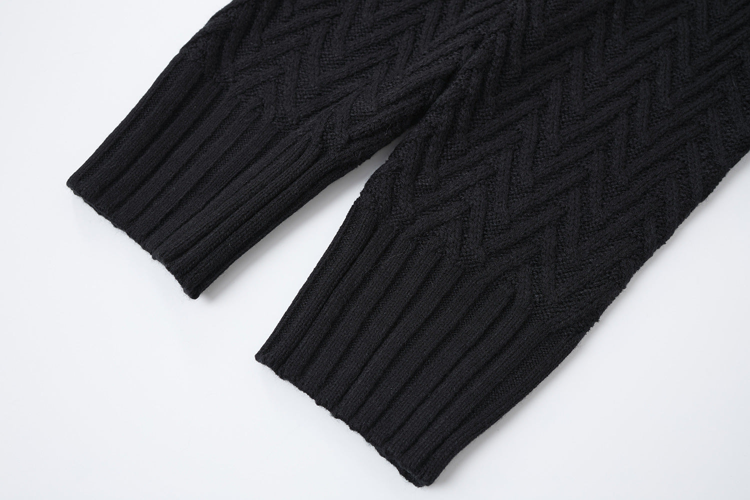 Cardigan en maille torsadée chevrons avec col châle et poches avant