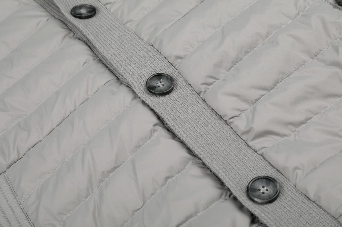Gesteppte Puffer-Hybridjacke – Strickärmel und Stehkragen