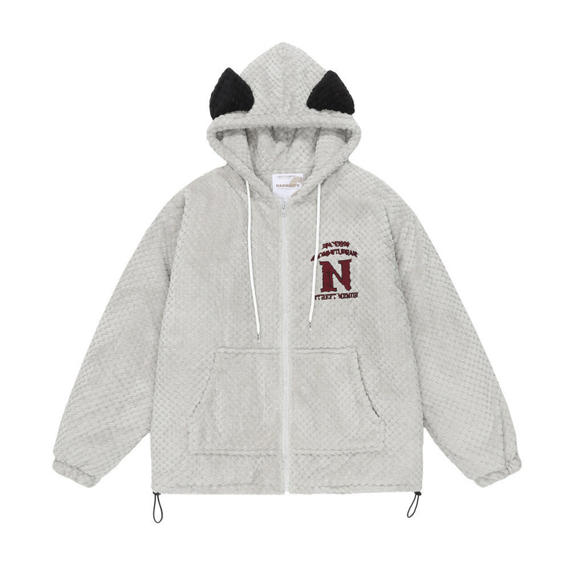 Sudadera con capucha oversize de borreguito con cremallera en gris claro, bordado universitario NOHEU en la espalda, logo en el pecho y capucha con cordón