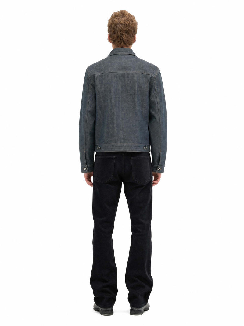 Veste boxy en jean délavé – Plis poitrine, col italien, coupe workwear raccourcie