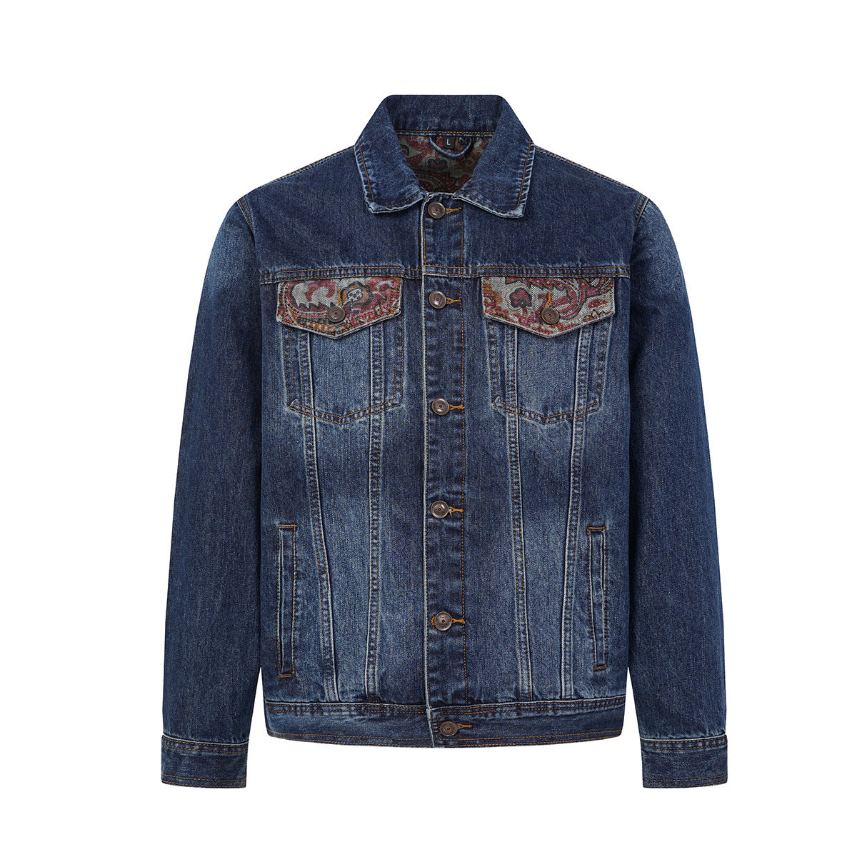 Veste trucker homme boxy en jean indigo délavé, rabats de poches poitrine à motif cachemire et boutons en laiton vieilli, vue de face et de dos