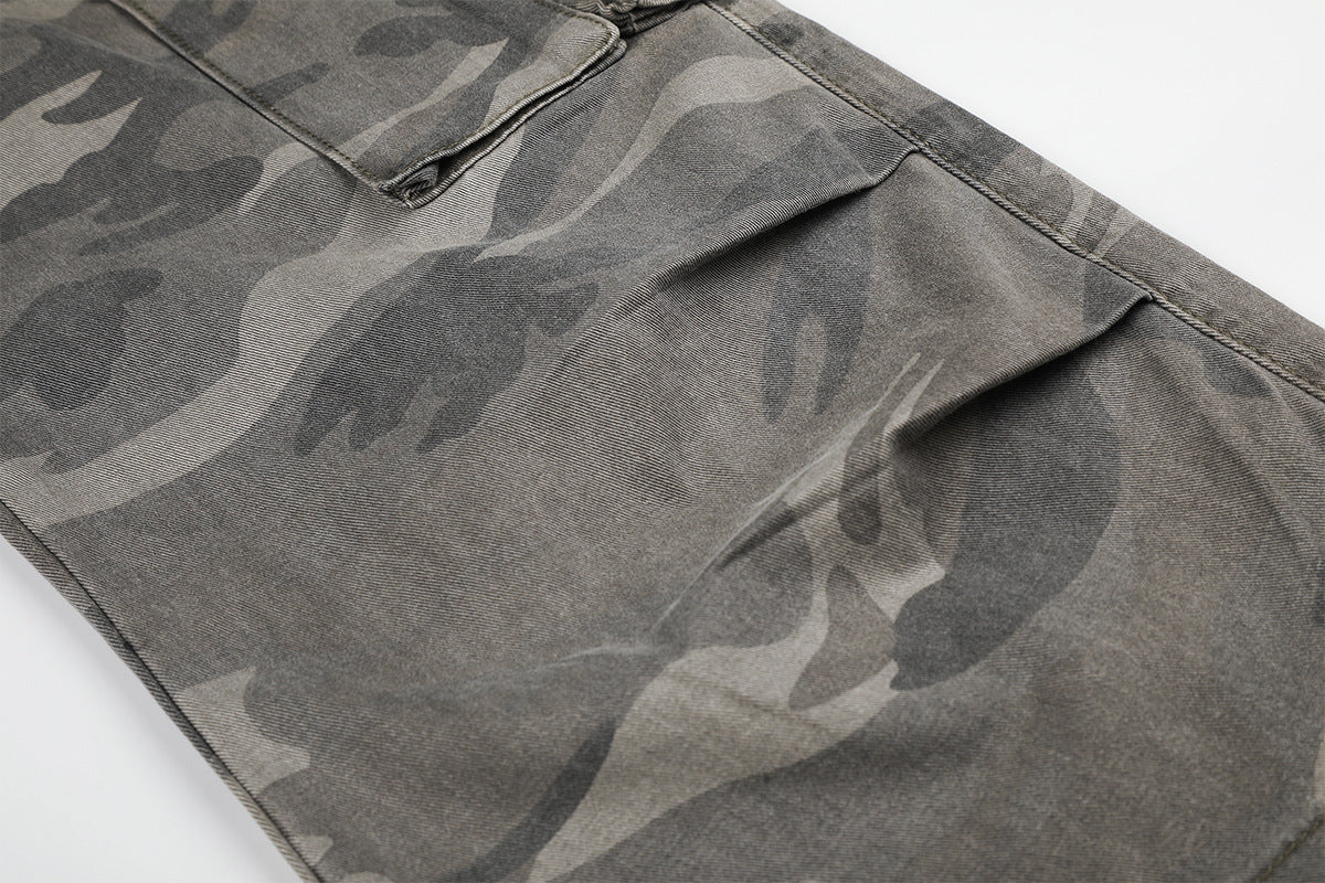 Pantalon cargo baggy camouflage à rivets, coupe large et multi-poches