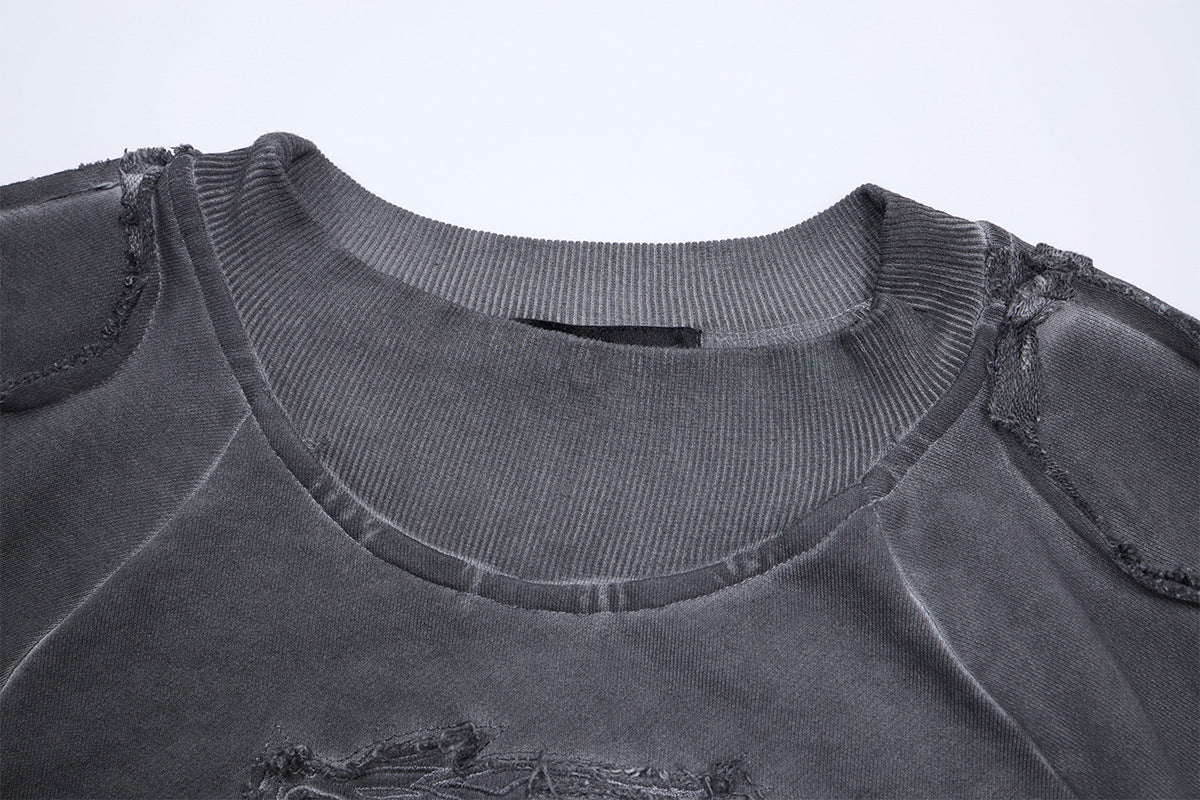 Verwaschenes Vintage-Sweatshirt mit geprägtem Drachen, Langarm – Raw-Edge-Moto-Crewneck
