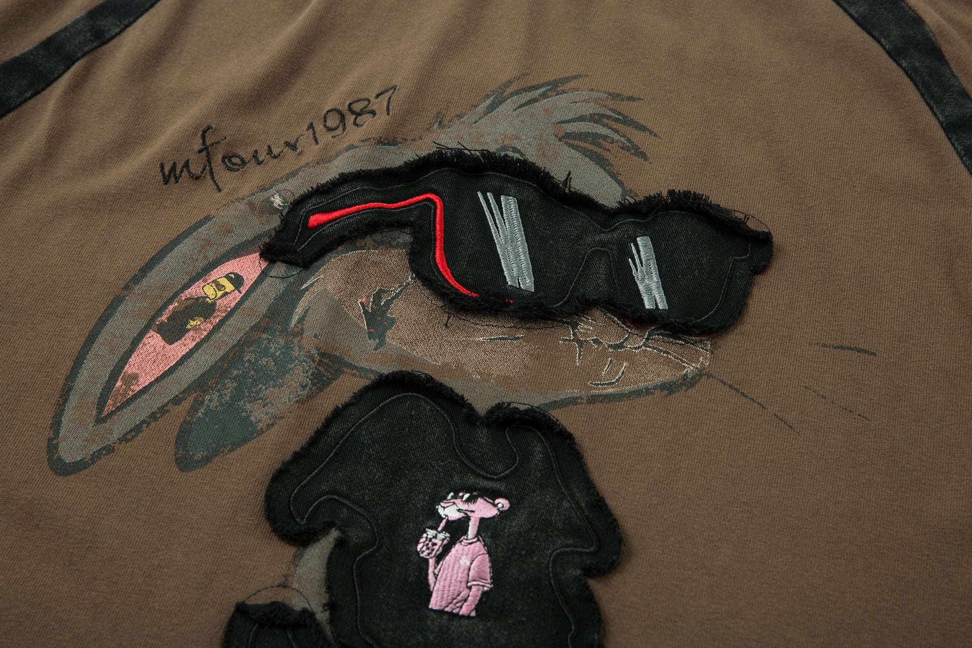 T-shirt graphique à manches longues – Imprimé écusson lapin streetwear, rayures et manches raglan