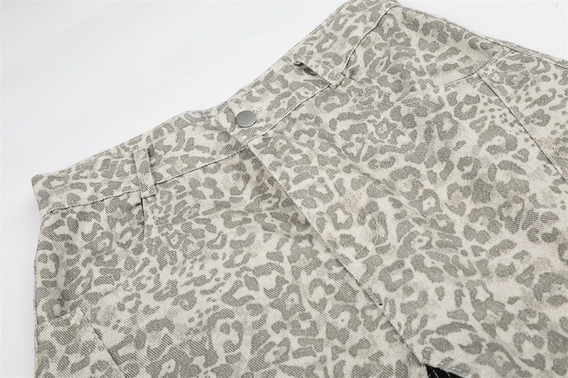 Leopard Print Colorblock Cargo Wide-Leg Jeans