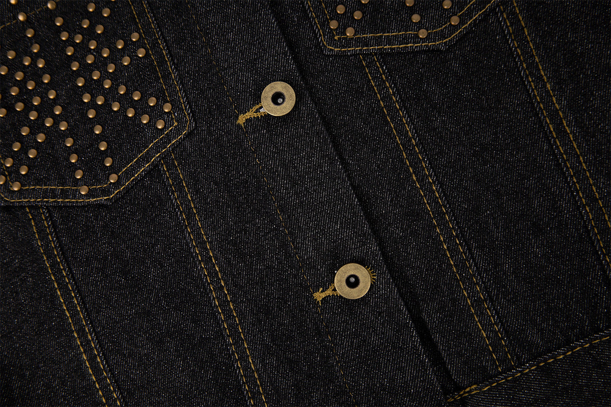 Veste en jean brut avec col léopard et poches à clous dorés